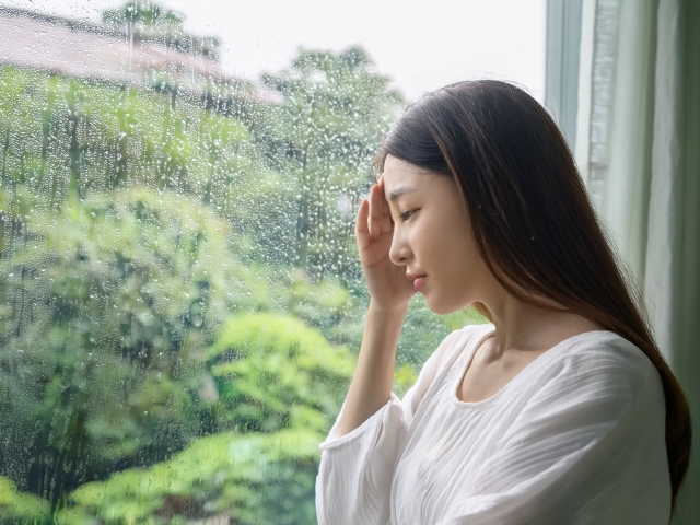 梅雨どきの片頭痛対策